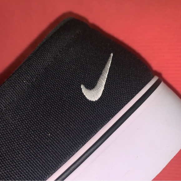 WOMEN NIKE COURT ROYALE SHOES - Picture 3 of 4